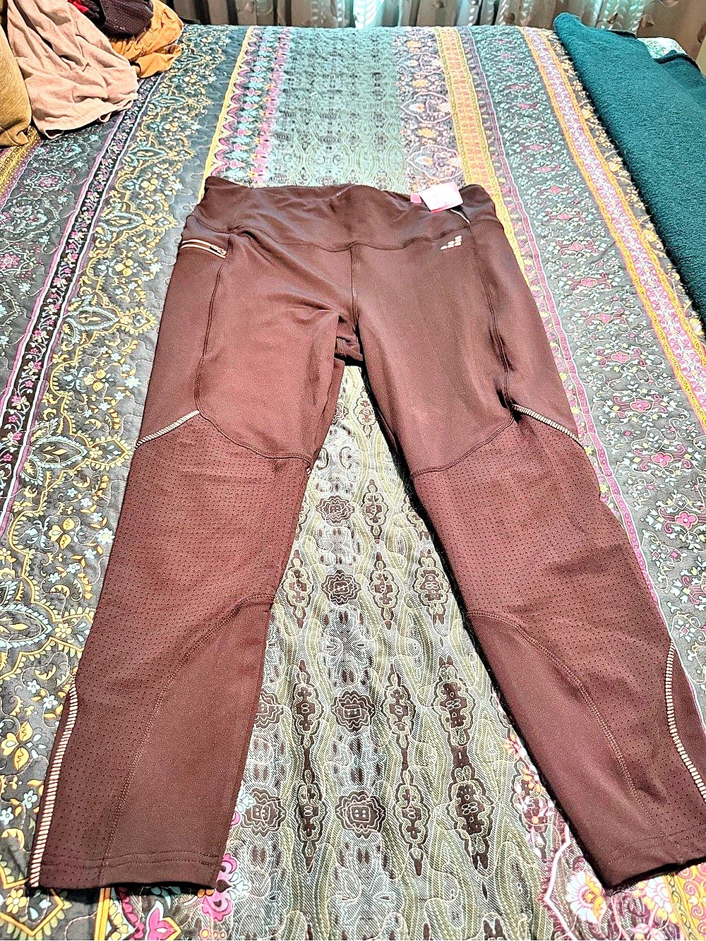 Plus size BCG Active High Rise 7/8 leggings. NWT